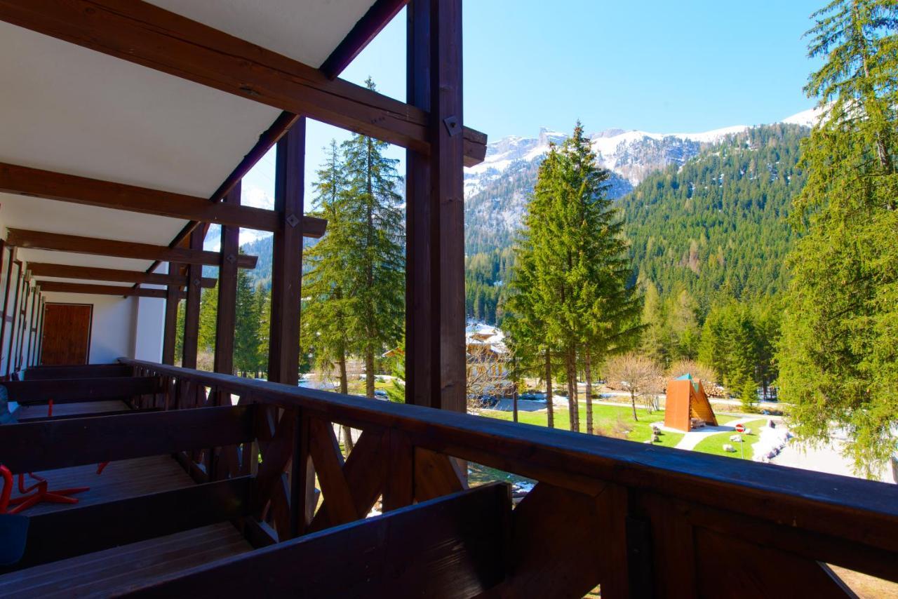 Park Hotel Faloria Canazei Exterior foto